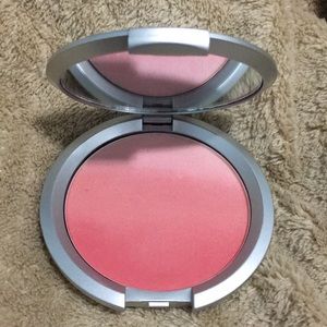 It Cosmetics: CC+ Radiance Ombre Blush